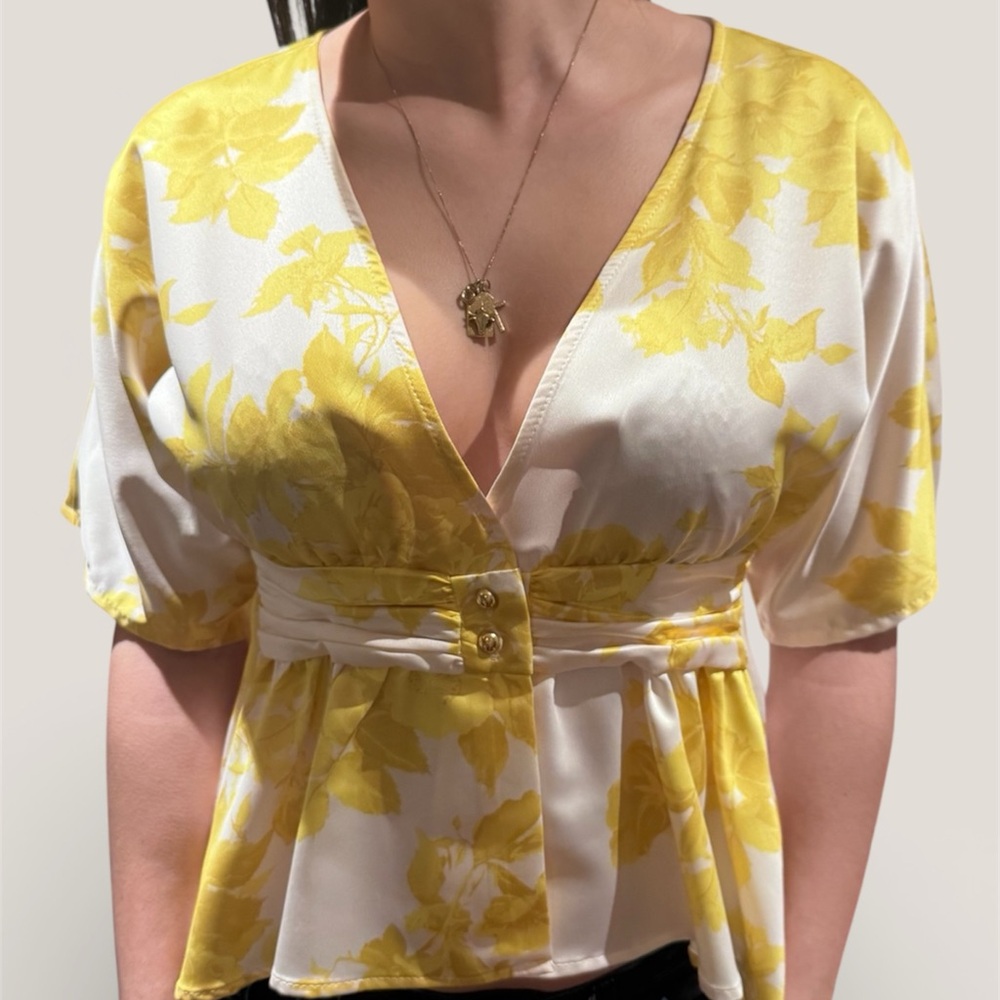 Rinascimento Yellow and Cream Floral V-Neck Peplum Satin Blouse